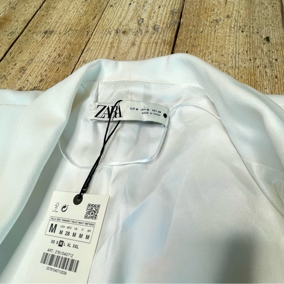 NWT Zara White Crepe Oversized Boyfriend Blazer Jacket Medium - Picture 7 of 10